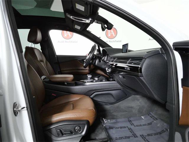 Used 2017 Audi Q7 3.0T Prestige image 11