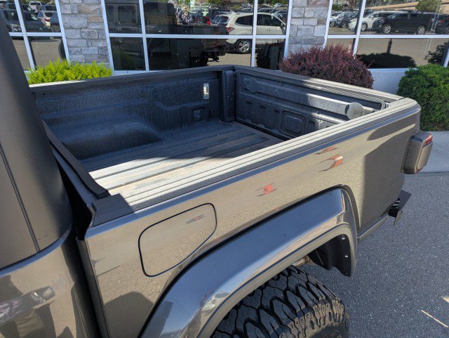 Used 2021 Jeep Gladiator Willys AWD/4WD image 26