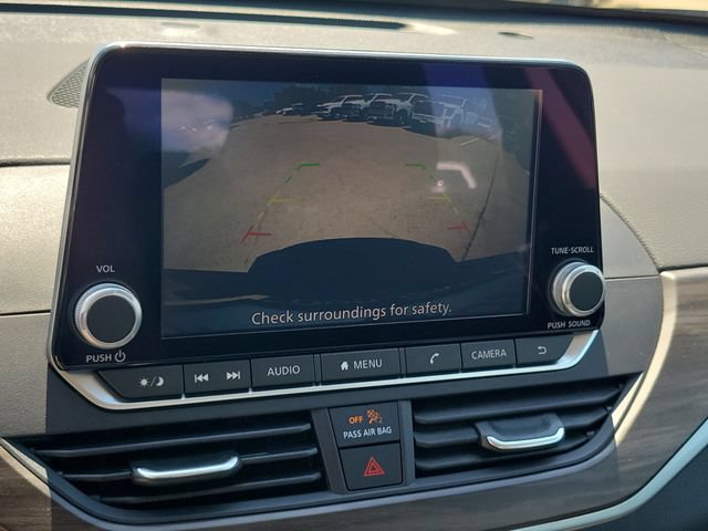 Used 2025 Nissan Altima 2.5 SV FWD image 23