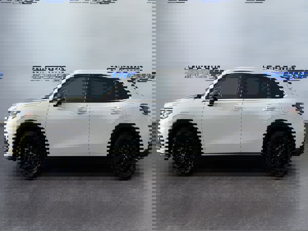 Used 2023 Honda HR-V Sport image 8