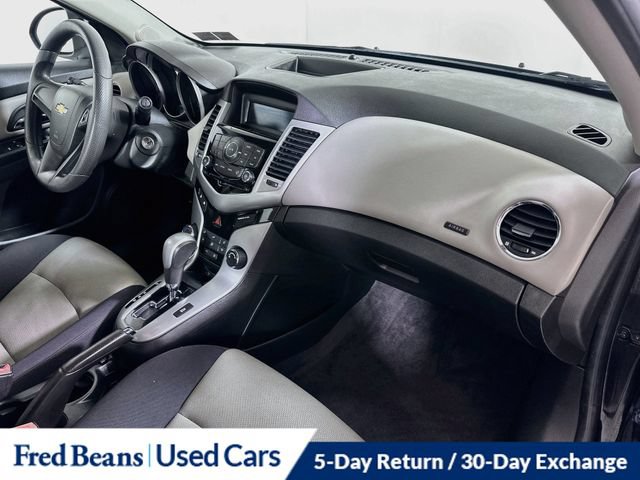 Used 2012 Chevrolet Cruze LS w/ Connectivity Package FWD image 31