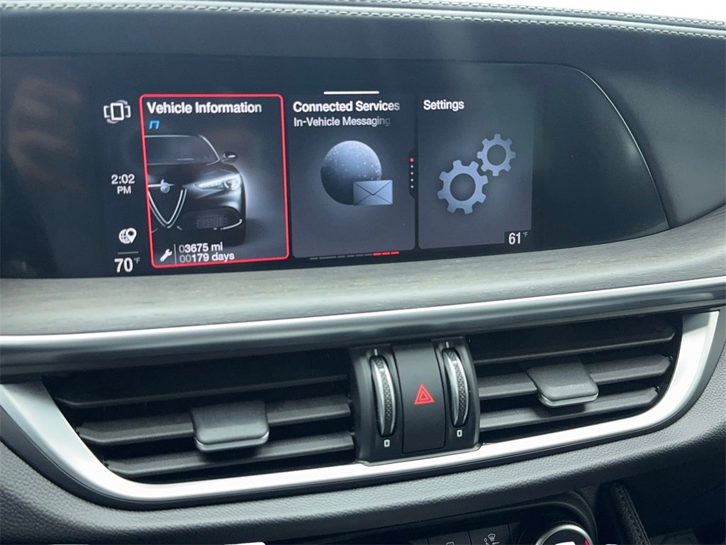 Used 2023 Alfa Romeo Stelvio Ti image 28