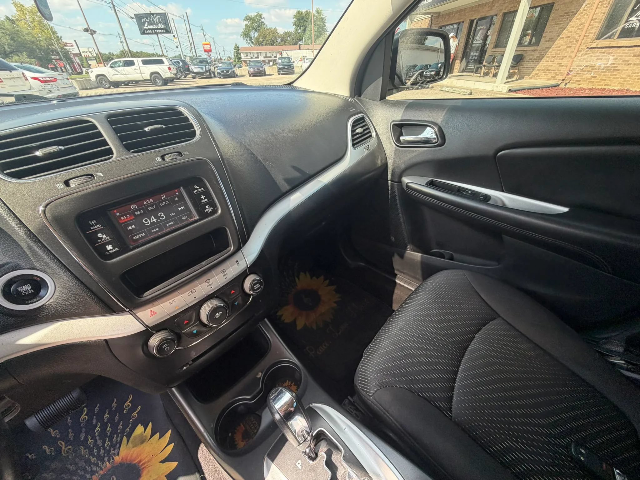 Used 2014 Dodge Journey American Value Package FWD image 19
