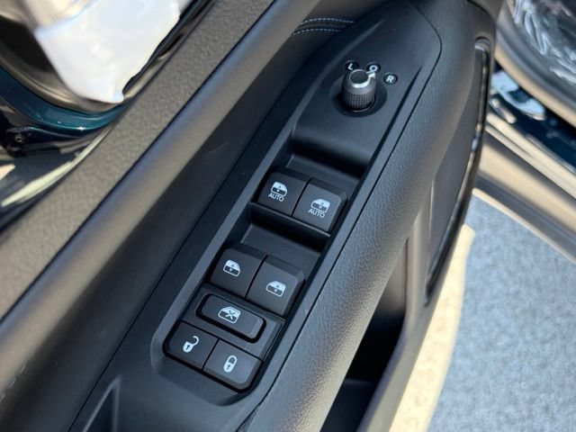 New 2026 Jeep Compass Latitude AWD/4WD image 13