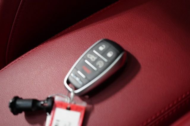 Used 2025 Alfa Romeo Giulia AWD image 36