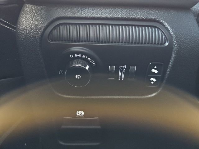 Used 2022 Jeep Wagoneer Series III w/ Flexible Seating Group image 20