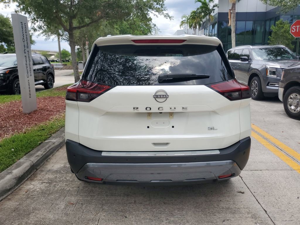 Certified 2023 Nissan Rogue SL FWD image 5