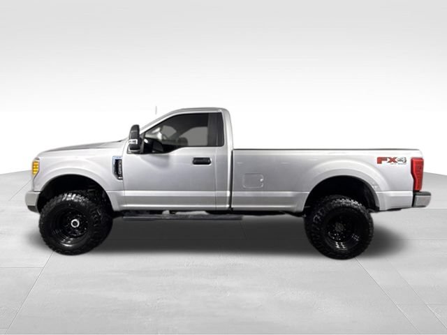 Used 2017 Ford F250 XL w/ Power Equipment Group AWD/4WD image 6