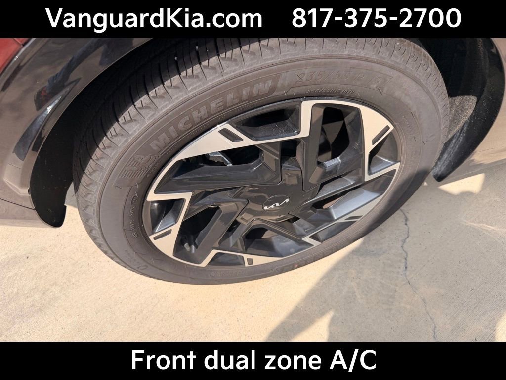 Certified 2025 Kia Sportage SX FWD image 10