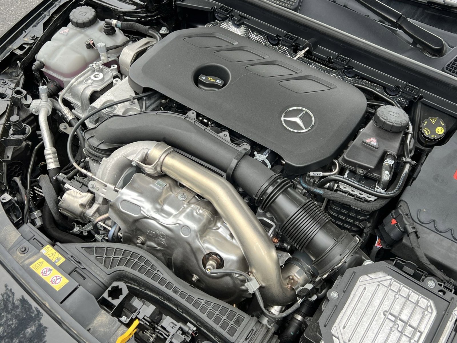 Certified 2025 Mercedes-Benz CLA 250 4MATIC image 26