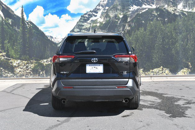 Certified 2025 Toyota RAV4 LE AWD/4WD image 10