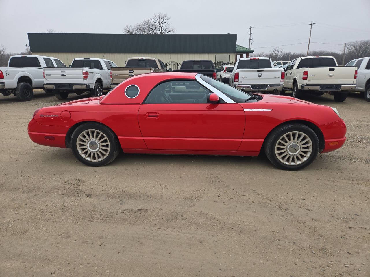 Used 2005 Ford Thunderbird Deluxe image 2