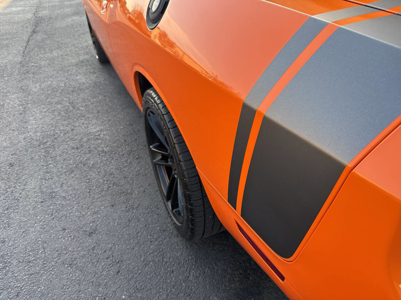 Used 2014 Dodge Challenger R/T image 24