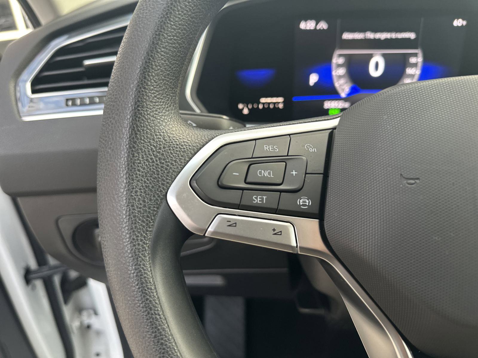 Used 2022 Volkswagen Tiguan S image 13