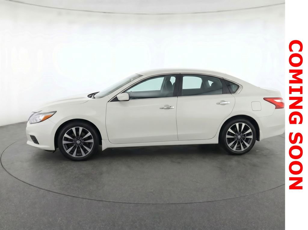 Used 2016 Nissan Altima 2.5 SR FWD image 8