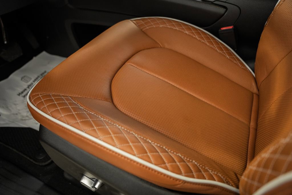 New 2026 Chrysler Pacifica Pinnacle image 40