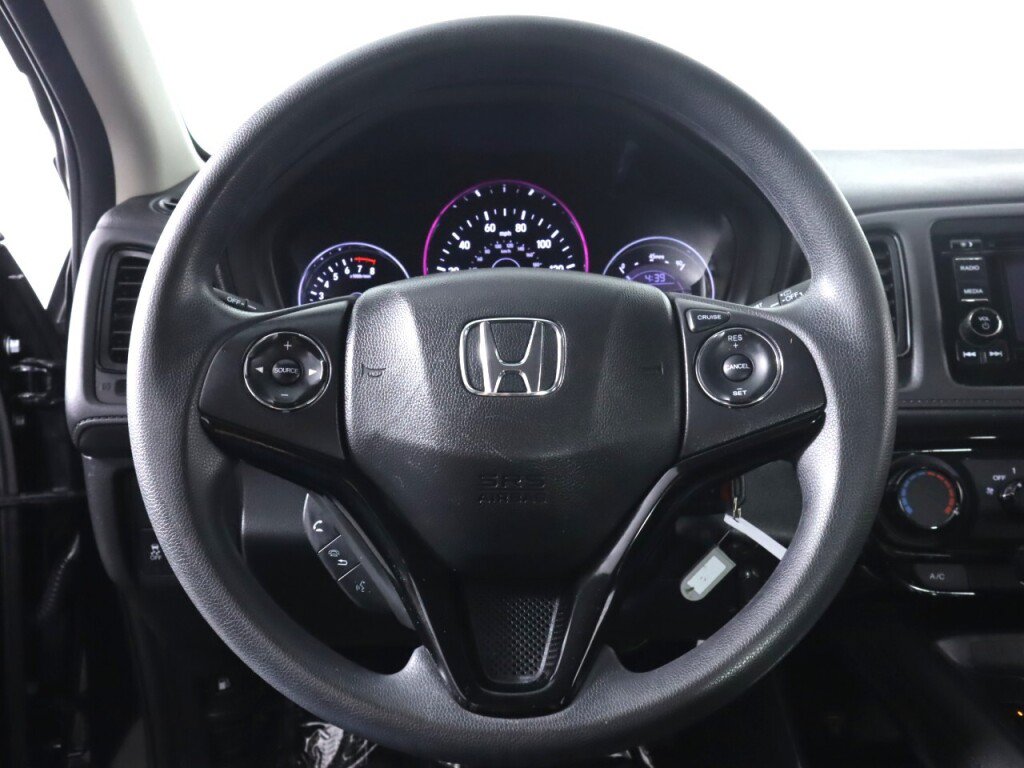 Used 2020 Honda HR-V LX image 11