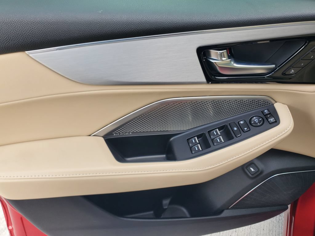 Certified 2024 Acura MDX FWD w/ Technology Package image 20