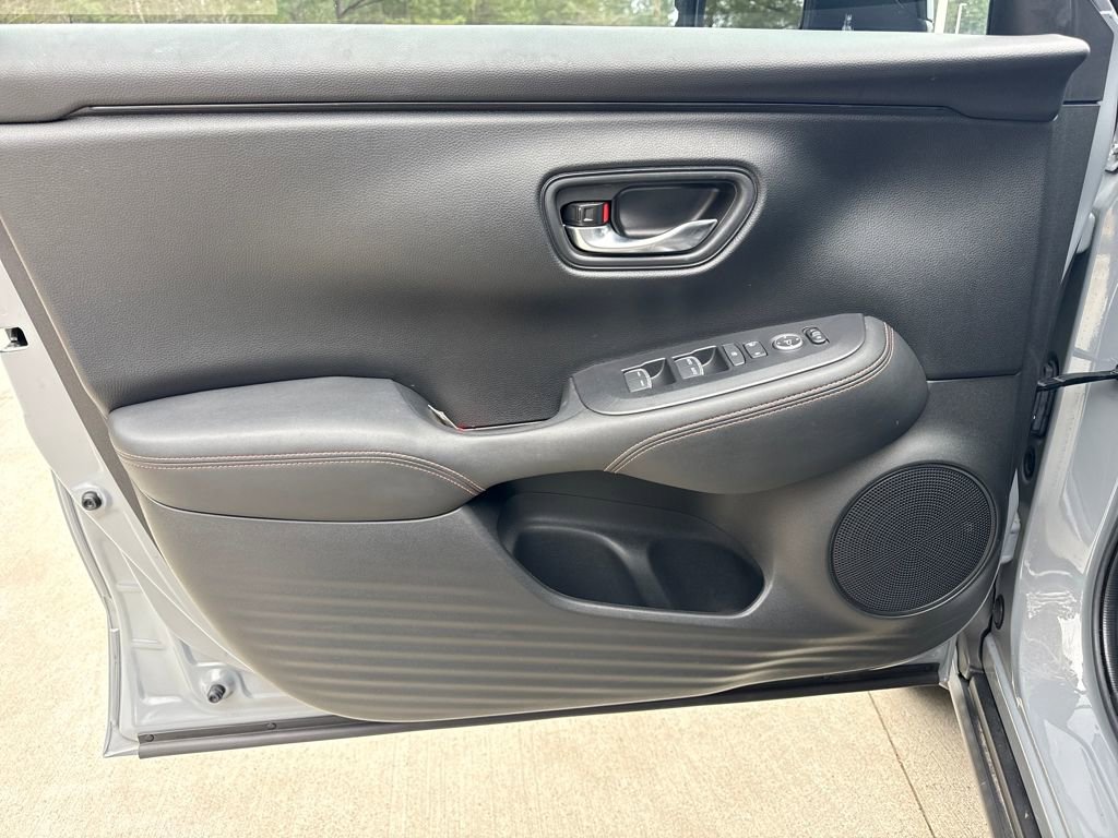 Used 2024 Honda HR-V Sport image 14