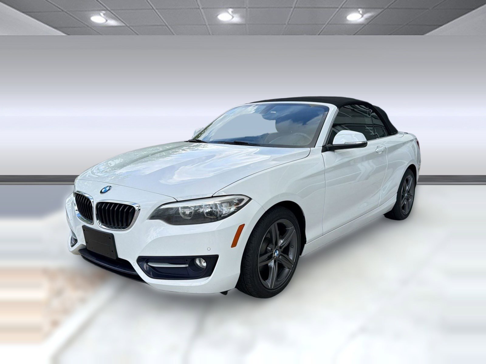 Used 2017 BMW 230i Convertible RWD image 31