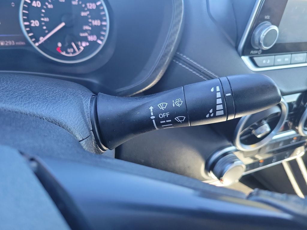 Used 2023 Nissan Sentra SV image 17