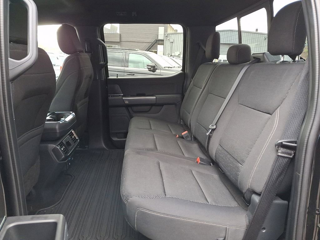 Certified 2022 Ford F150 XLT w/ Equipment Group 302A High image 10