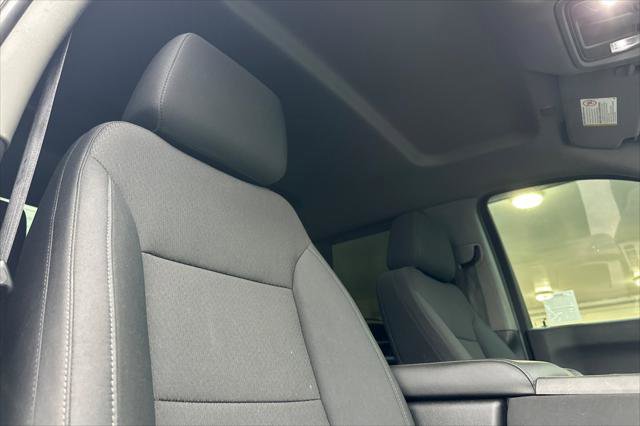 Used 2020 Chevrolet Silverado 2500 Custom w/ Custom Value Package image 15