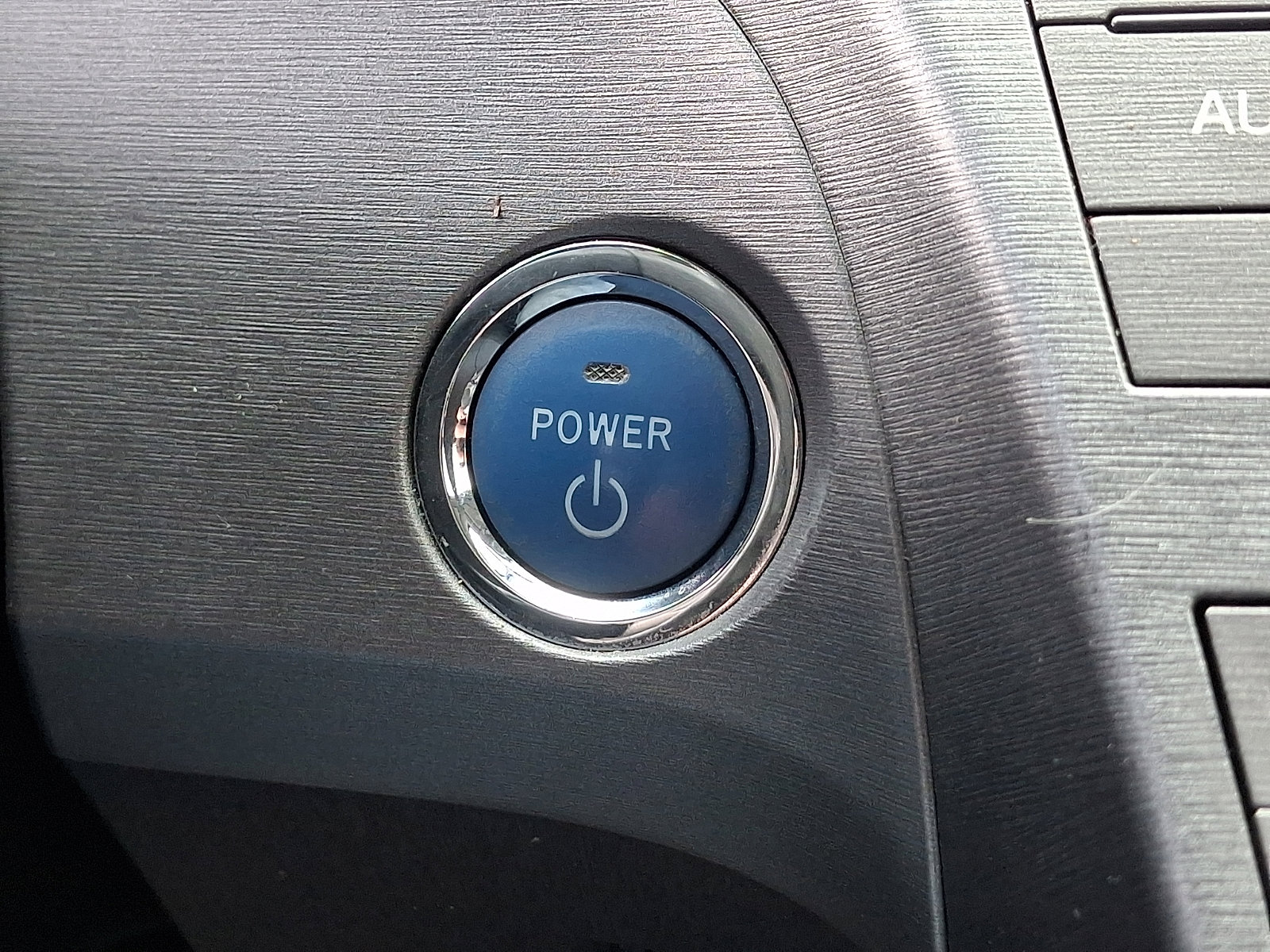Used 2014 Toyota Prius Two image 25