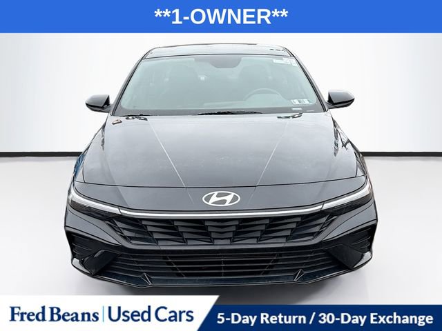 Certified 2025 Hyundai Elantra Sport FWD image 2