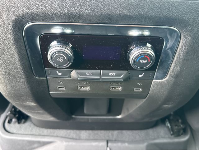 New 2026 GMC Yukon XL AT4 w/ AT4 Premium Plus Package image 7