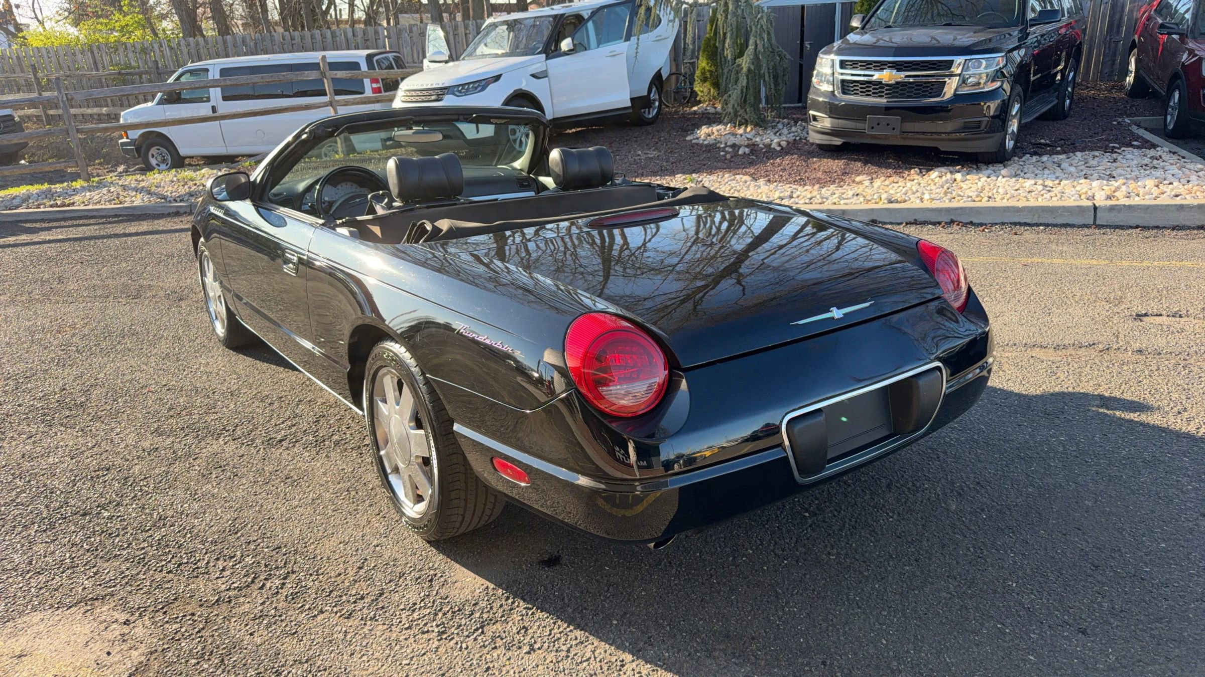 Used 2002 Ford Thunderbird image 39
