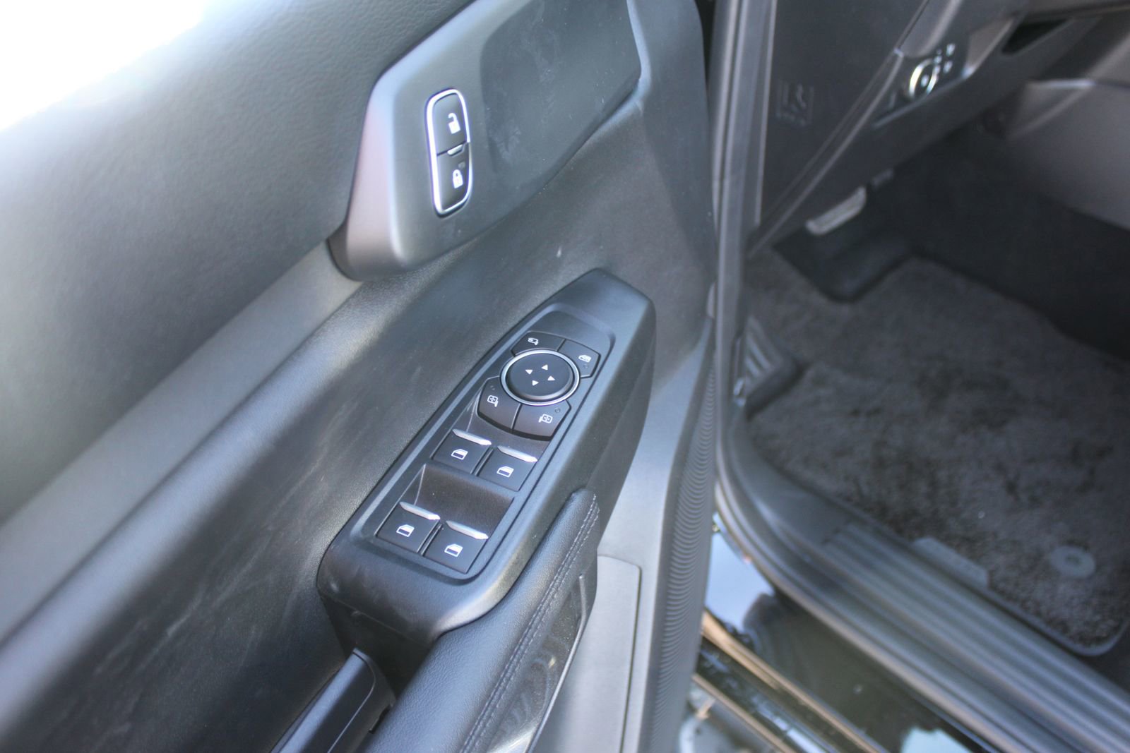 New 2025 Ford Ranger XLT image 23