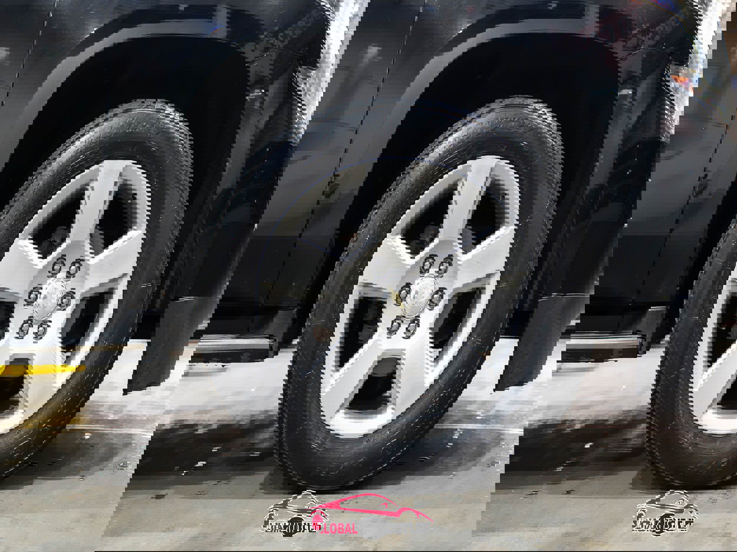 Used 2017 Chevrolet Tahoe Premier w/ Max Trailering Package image 9