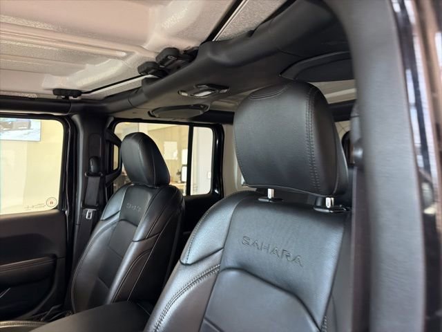 Used 2021 Jeep Wrangler Unlimited Sahara w/ Uconnect 4C Nav & Sound Group AWD/4WD image 14