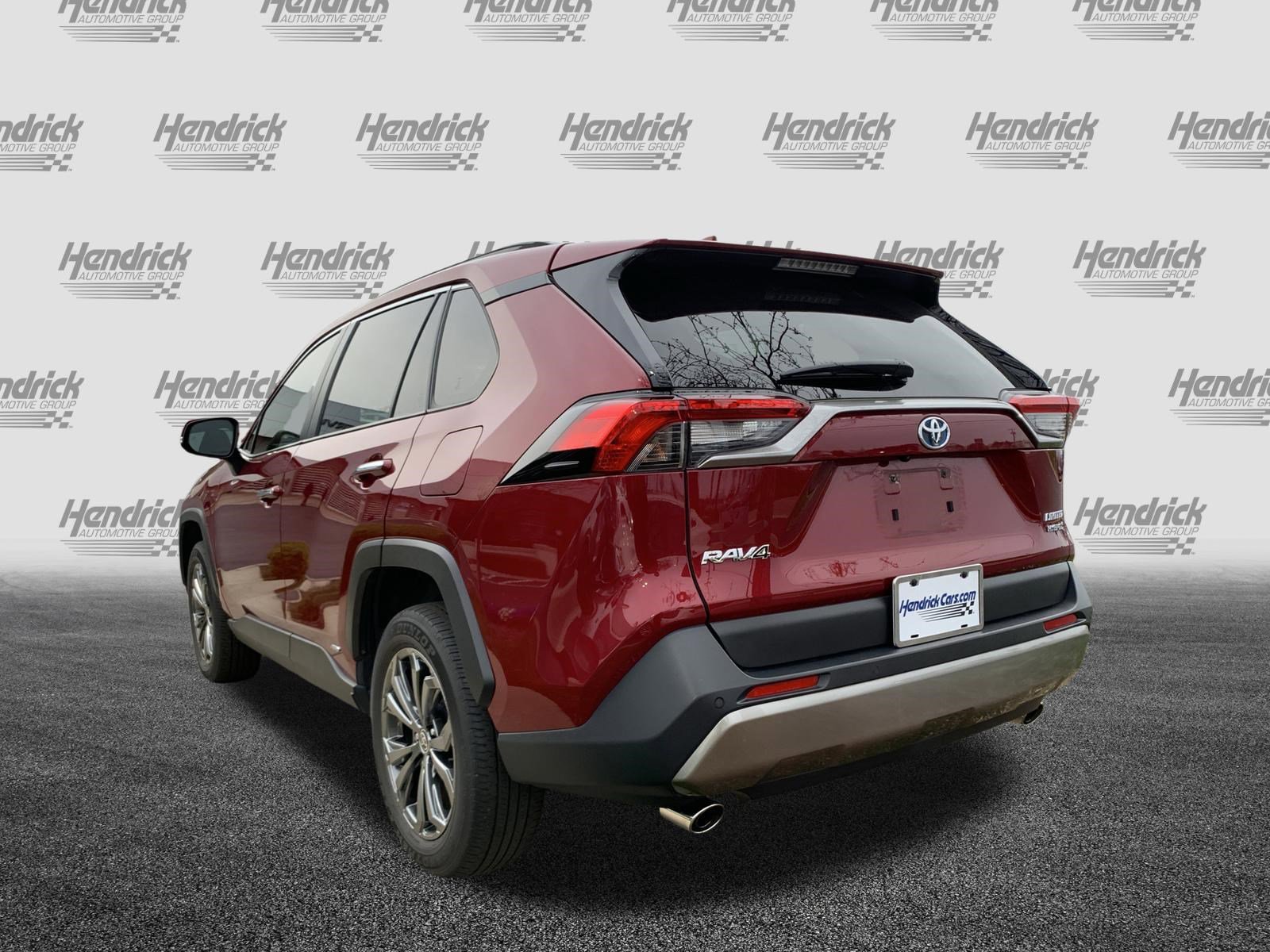 Used 2023 Toyota RAV4 Limited image 8