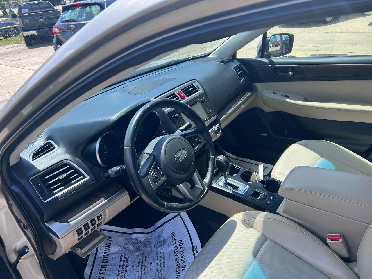 Used 2017 Subaru Outback 2.5i Limited AWD/4WD image 9
