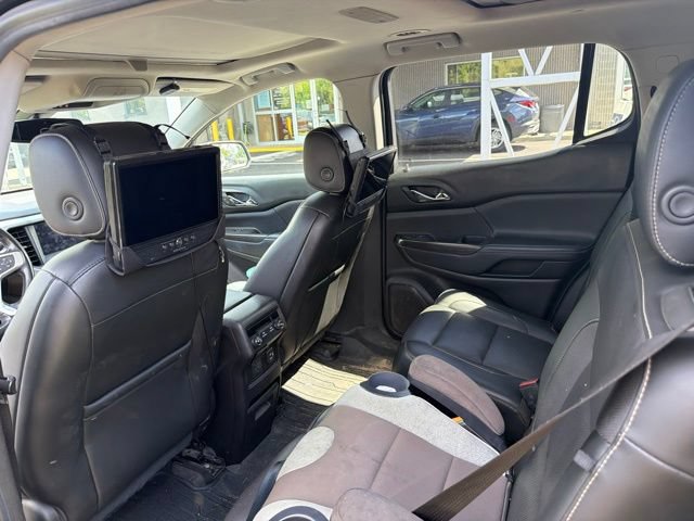 Used 2018 GMC Acadia SLT w/ LPO, Floor Liner Package AWD/4WD image 19