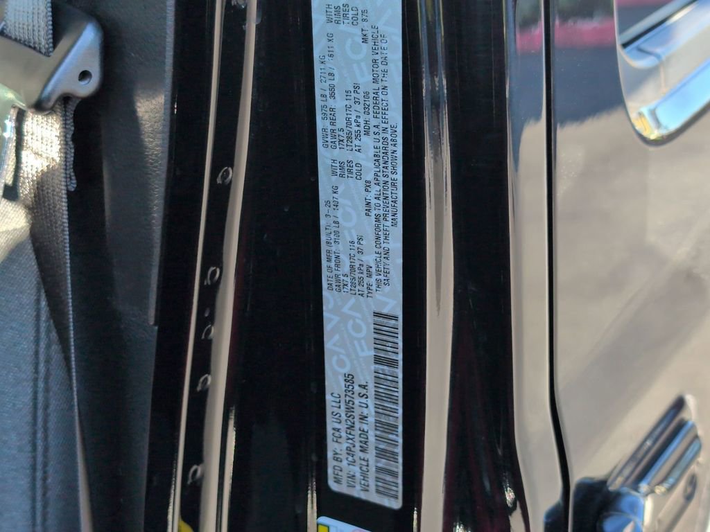 Used 2025 Jeep Wrangler Unlimited Rubicon image 36