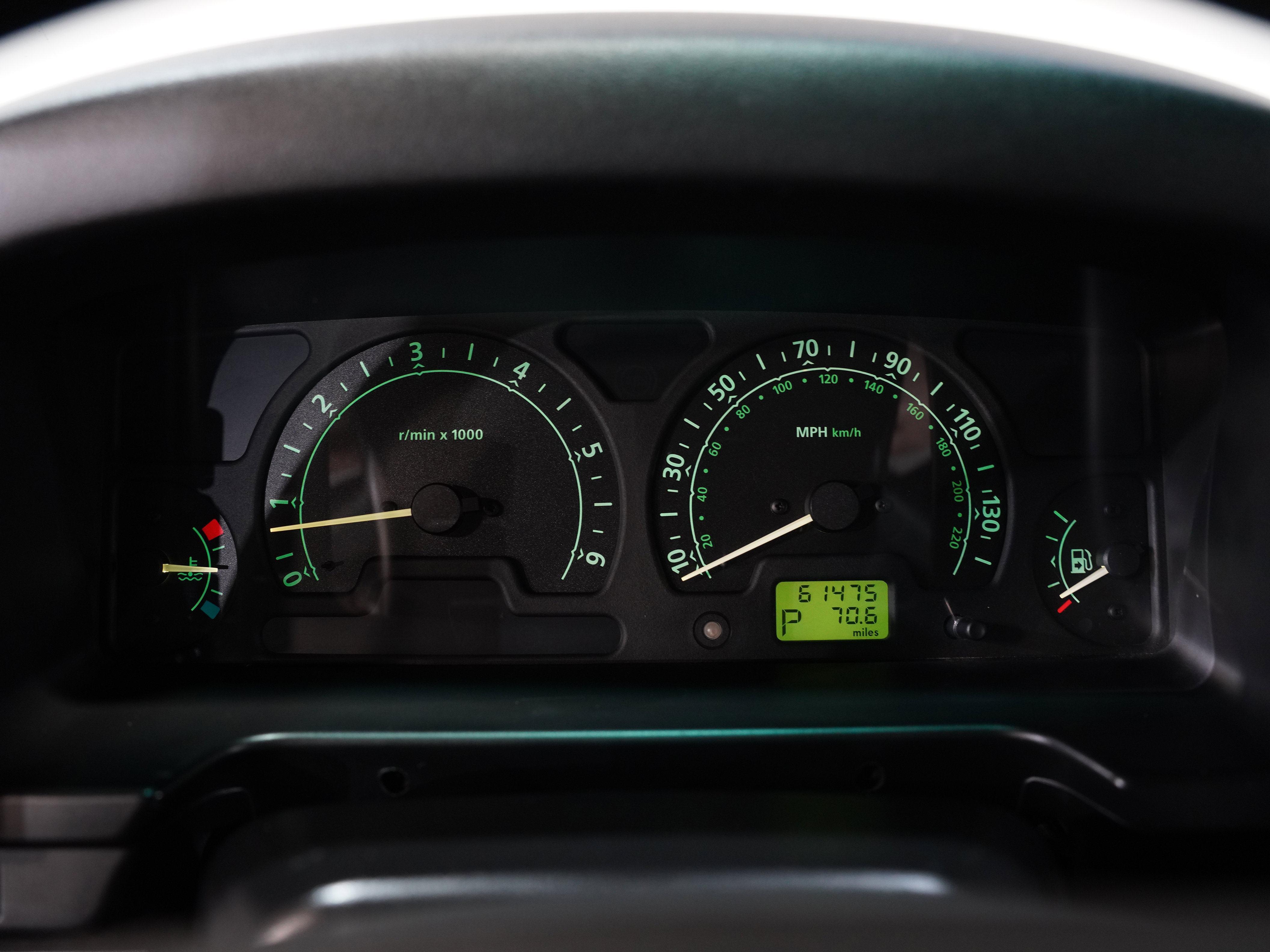 Used 2003 Land Rover Discovery S image 43