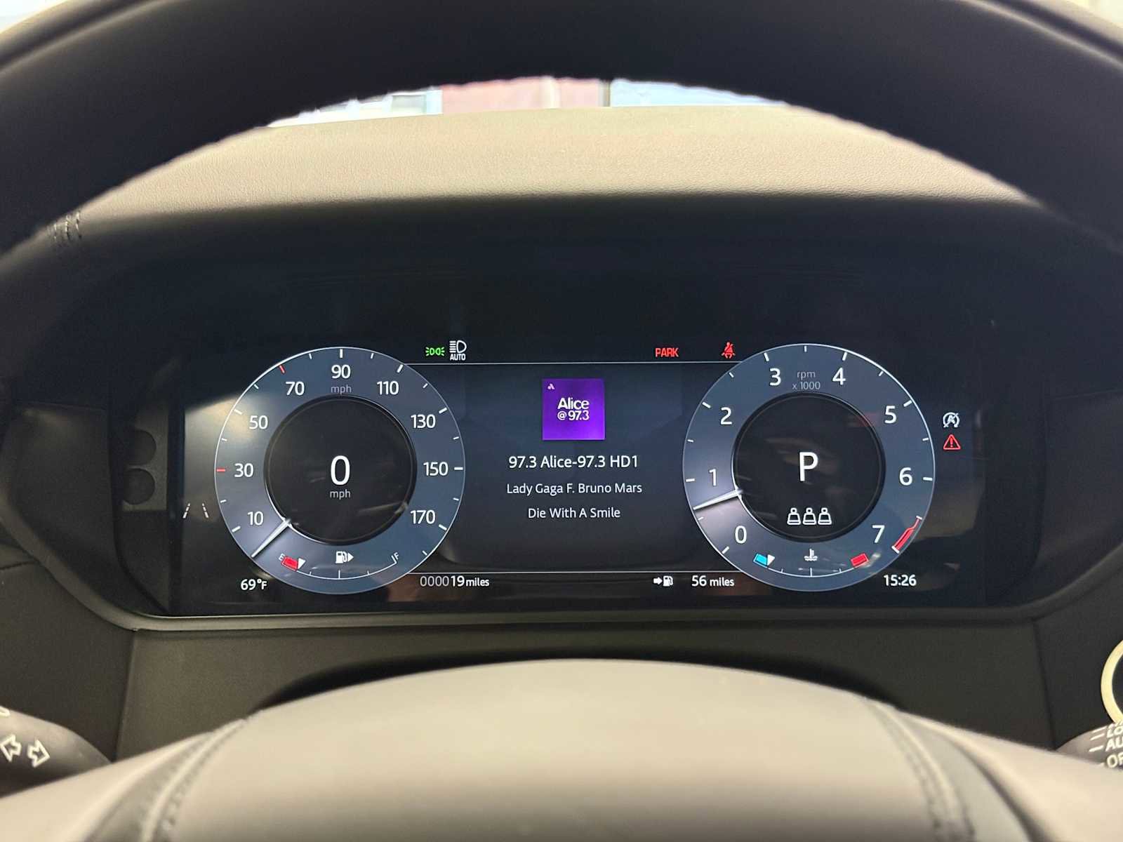 Used 2026 Land Rover Range Rover Velar Dynamic SE image 21