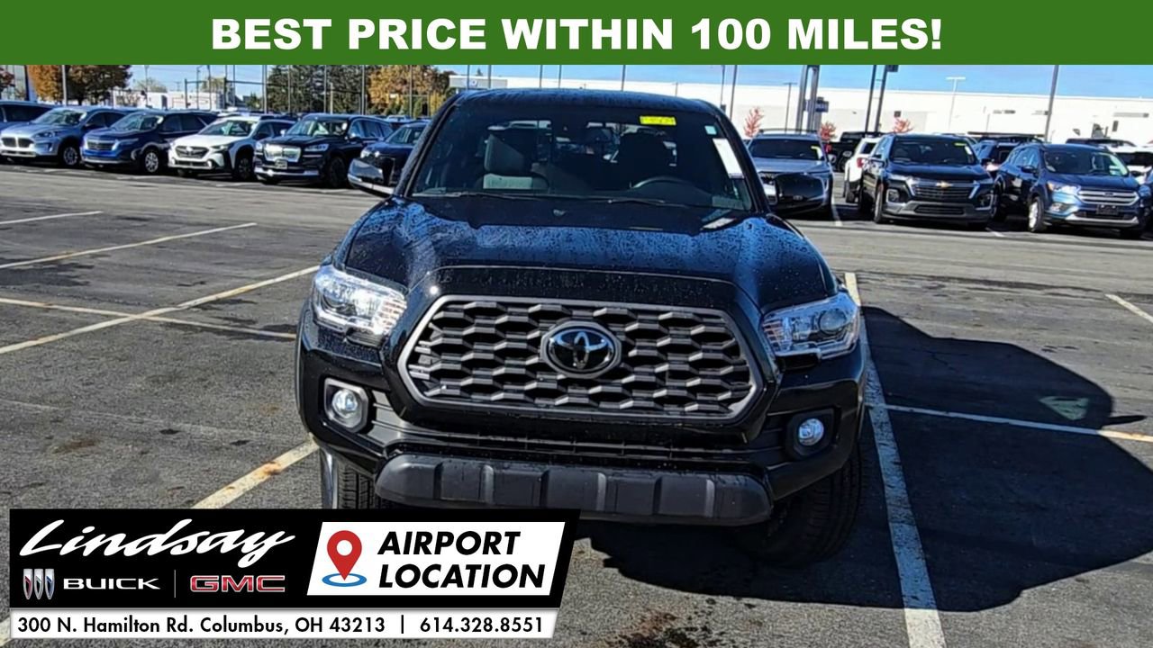 Used 2023 Toyota Tacoma TRD Off-Road image 3
