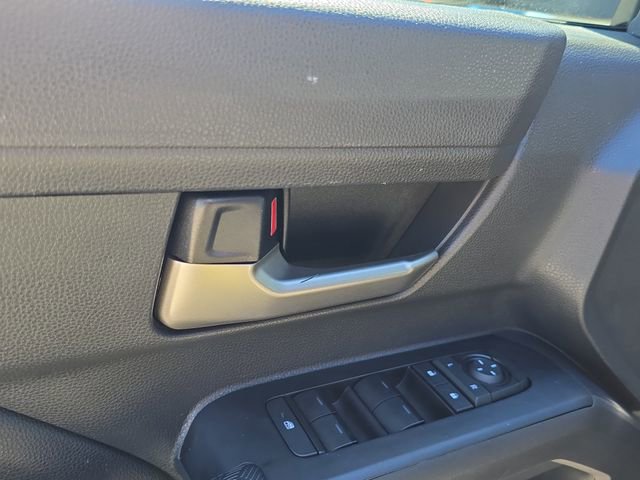 Used 2025 Toyota Tacoma TRD Off-Road image 18