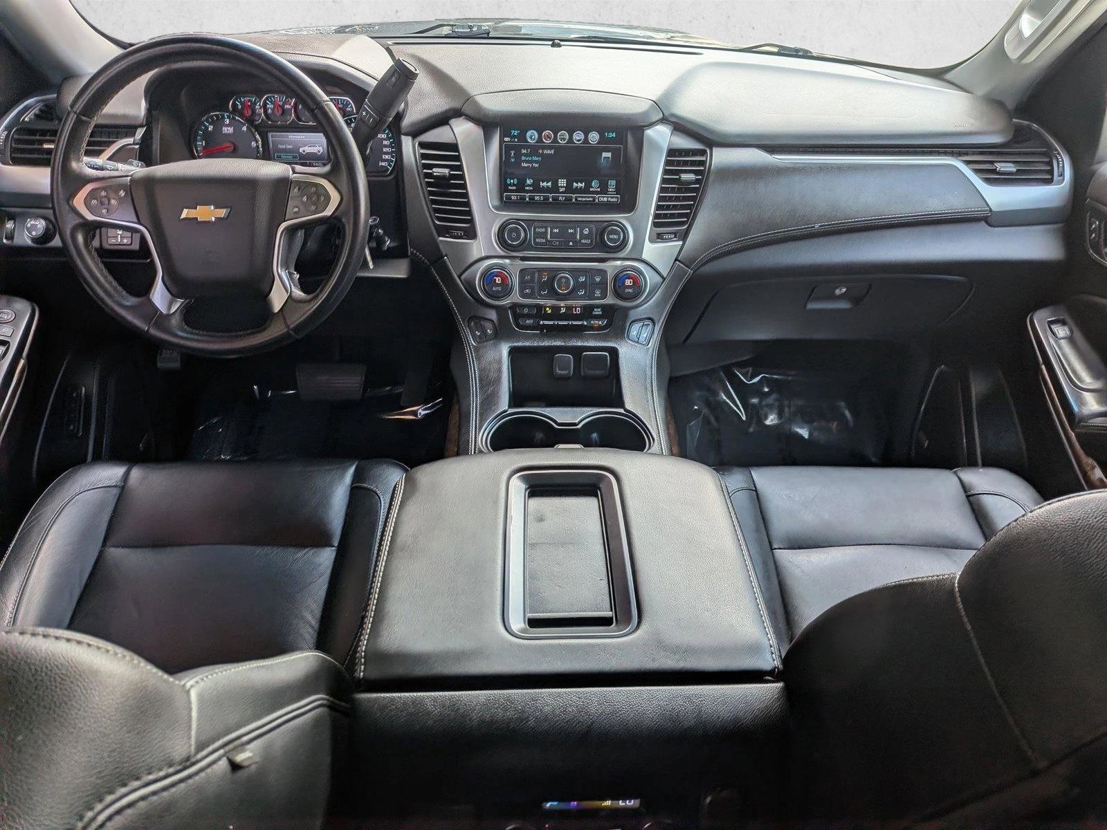 Used 2020 Chevrolet Suburban LT AWD/4WD image 16