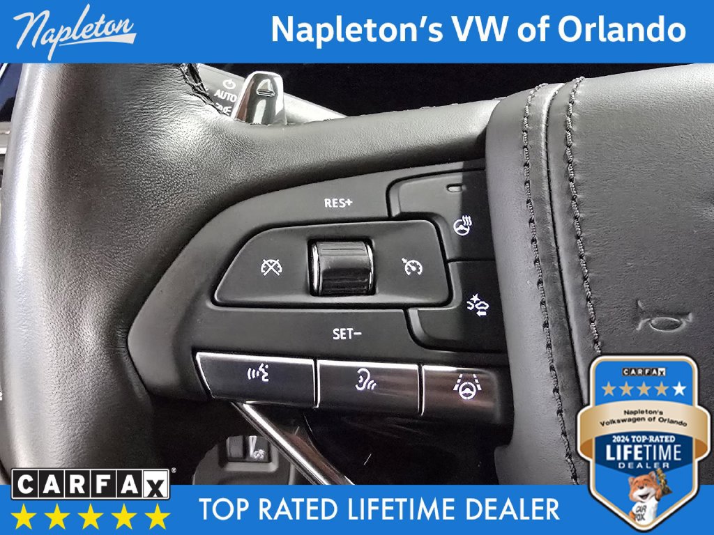 Used 2023 Cadillac Escalade V w/ LPO, ONYX Package AWD/4WD image 33