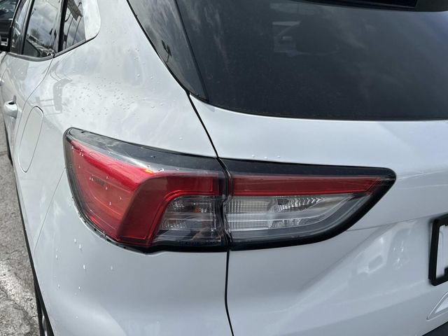 Used 2022 Ford Escape SE AWD/4WD image 15