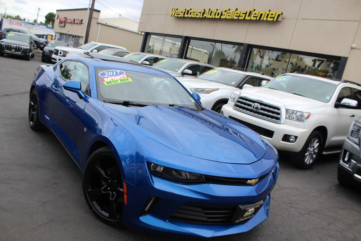 Used 2017 Chevrolet Camaro LT RWD image 36