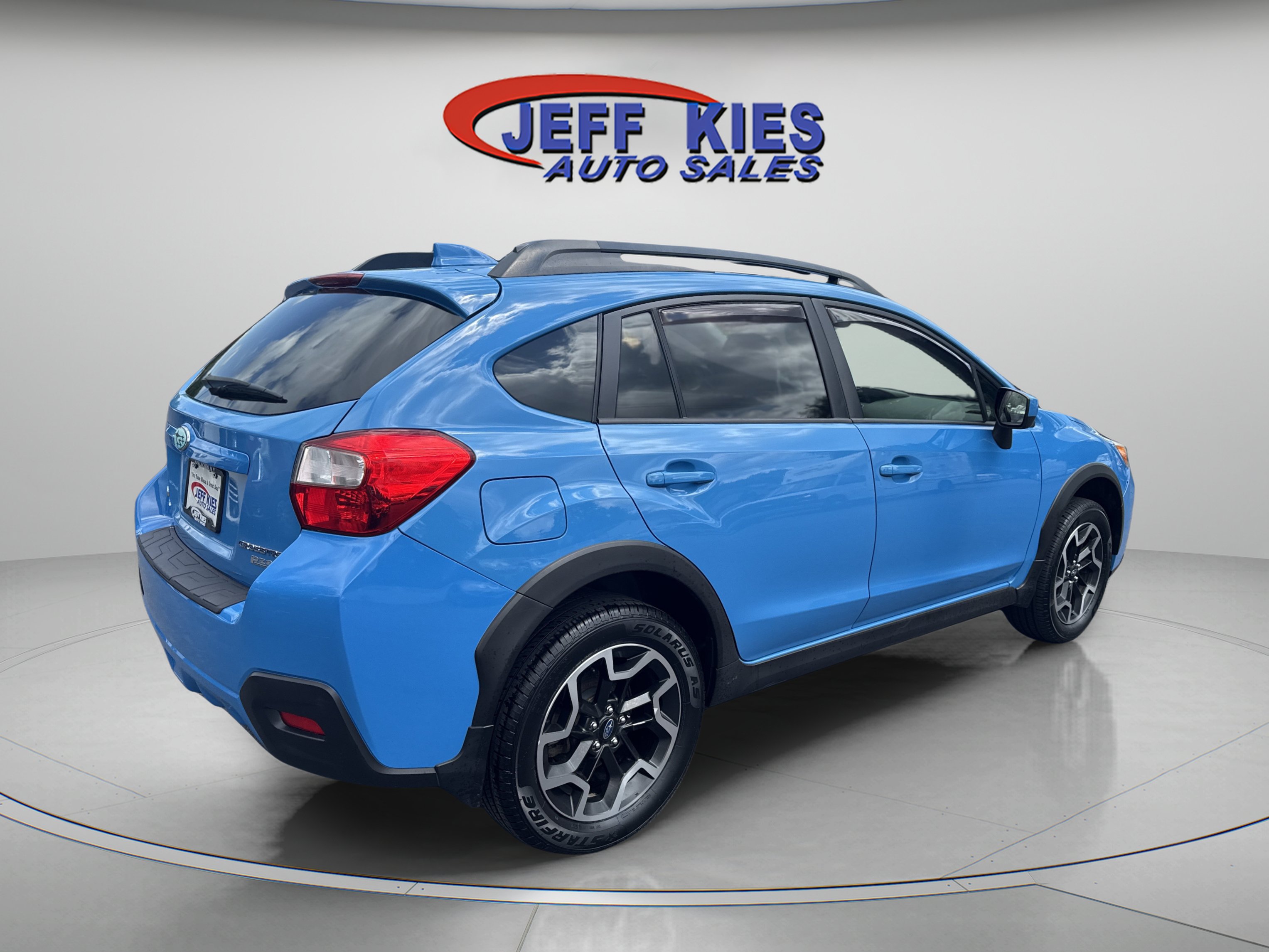 Used 2016 Subaru Crosstrek 2.0i Premium AWD/4WD image 5