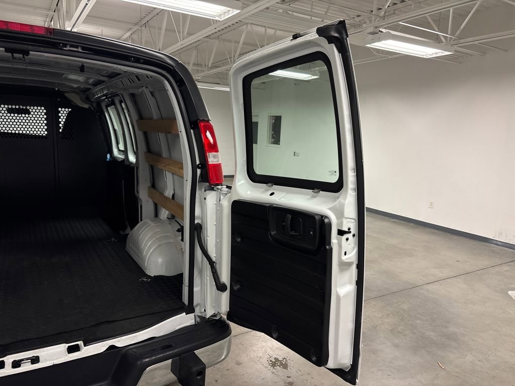 Used 2024 Chevrolet Express 2500 Work Van w/ Driver Convenience Package image 19