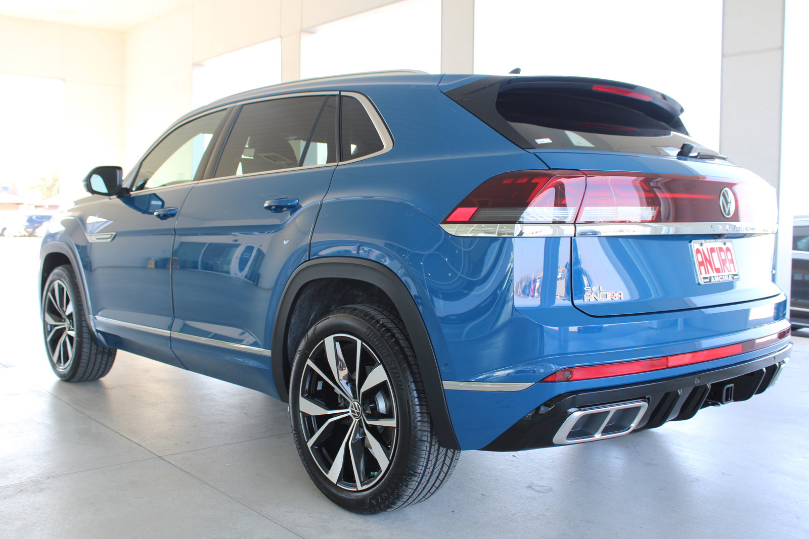 New 2025 Volkswagen Atlas Cross Sport SEL Premium R-Line image 6