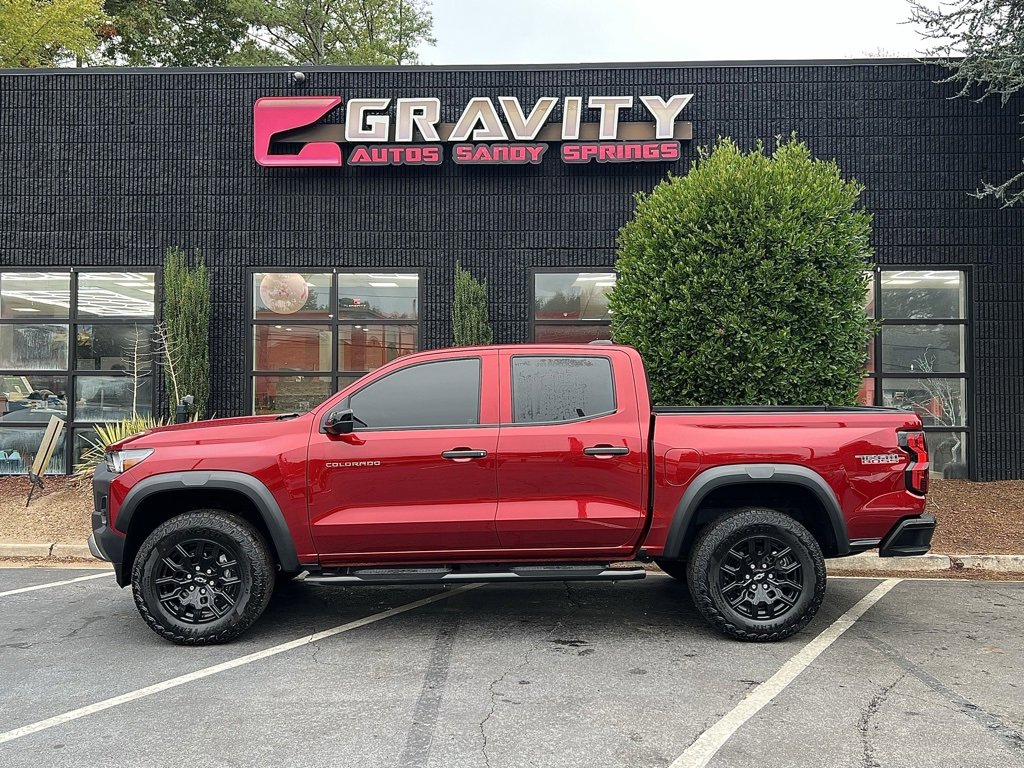 Used 2023 Chevrolet Colorado Trail Boss w/ Technology Package image 8